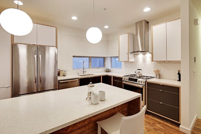 cladirea_plateste_etaj11